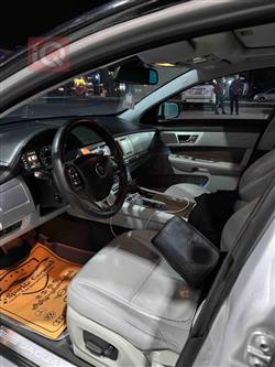 جاگوار XF